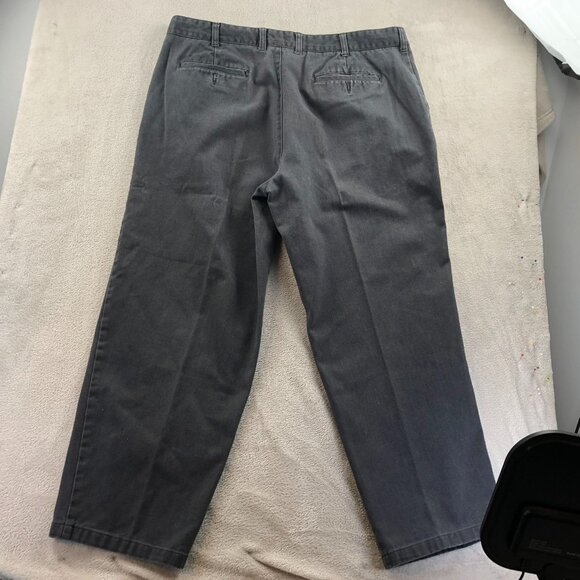 Two St. Johns Bay Men's Pants 42x32 Measured 39x30 Straight Leg - Picture 13 of 16